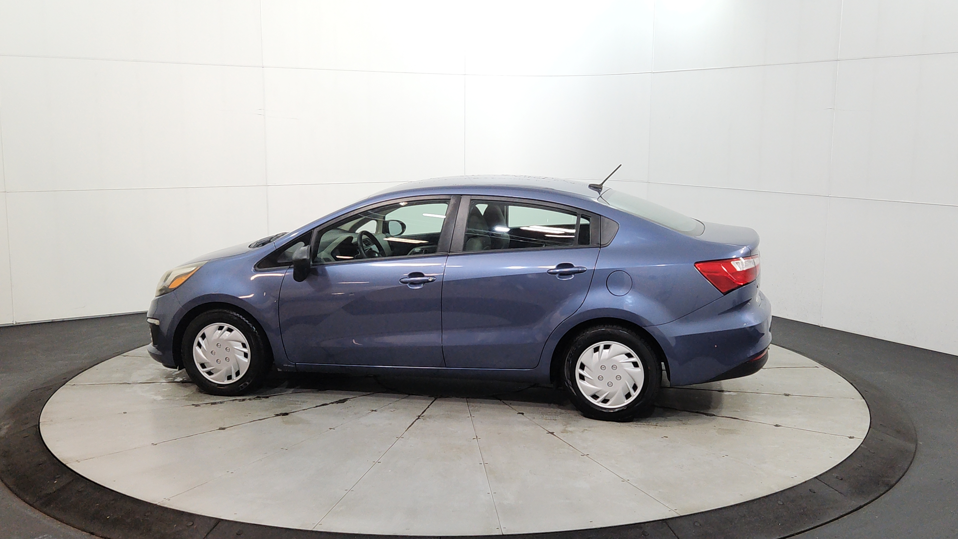 2016 Kia Rio 7
