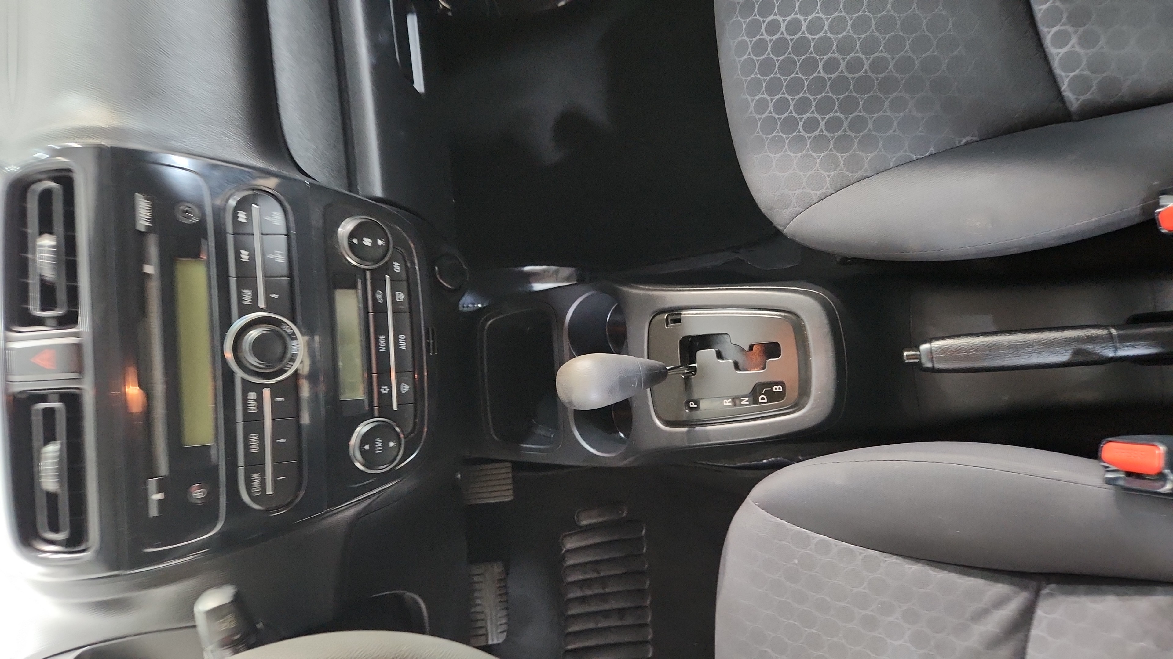 2015 Mitsubishi Mirage 15