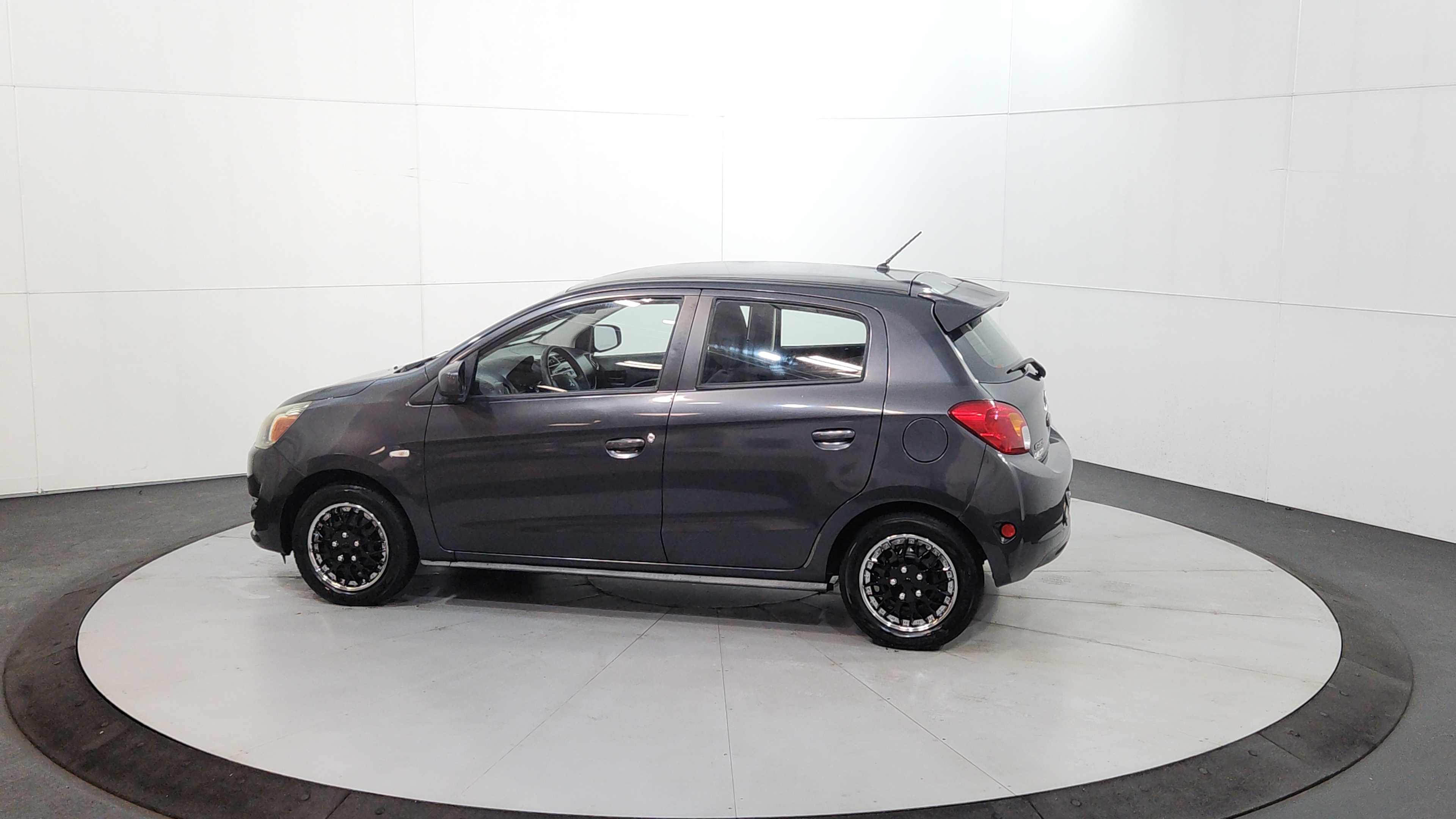 2015 Mitsubishi Mirage 7