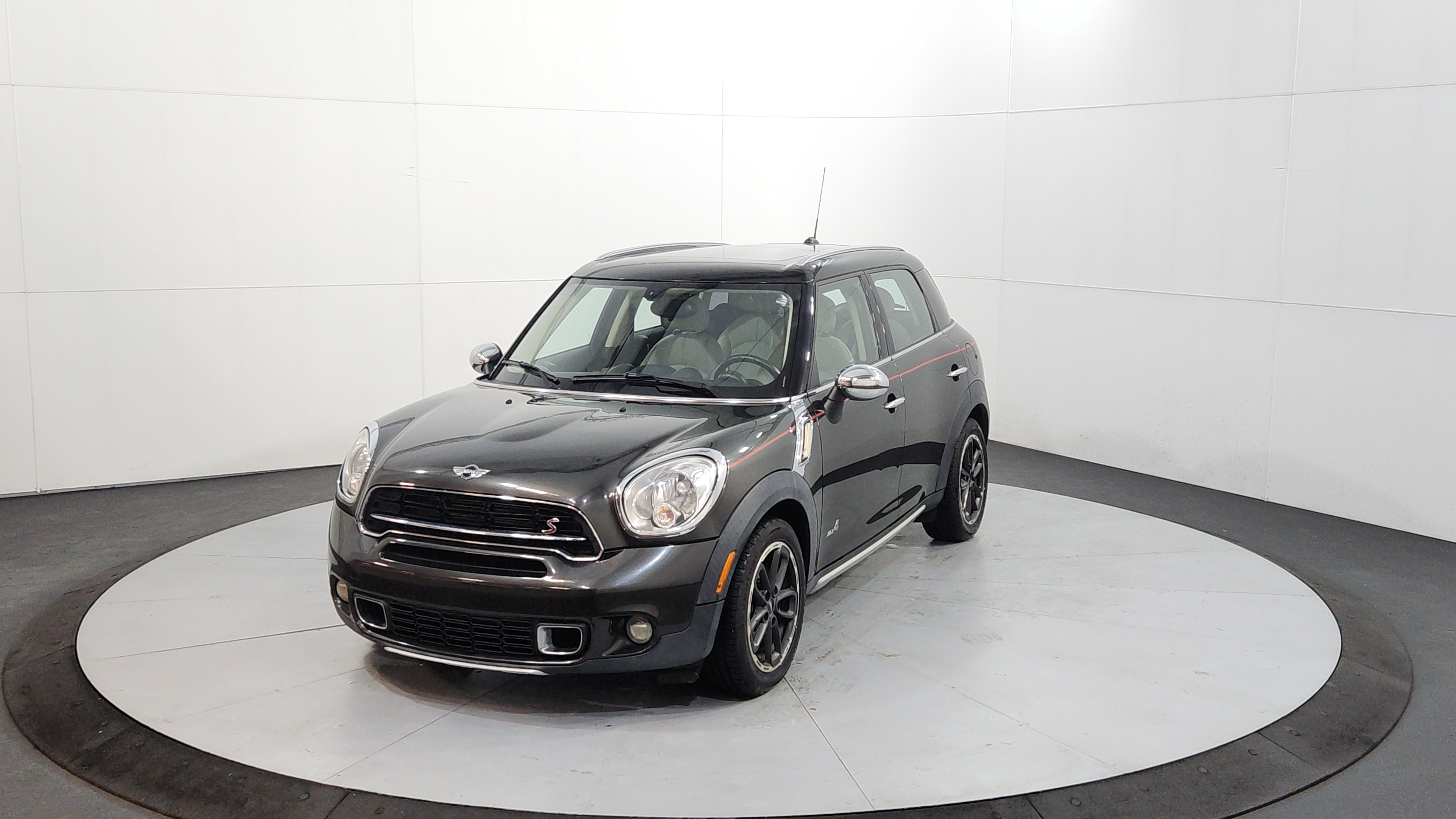 2015 MINI Countryman Countryman S ALL4's photo